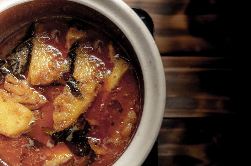 Cik Saniah's pineapple pajeri 